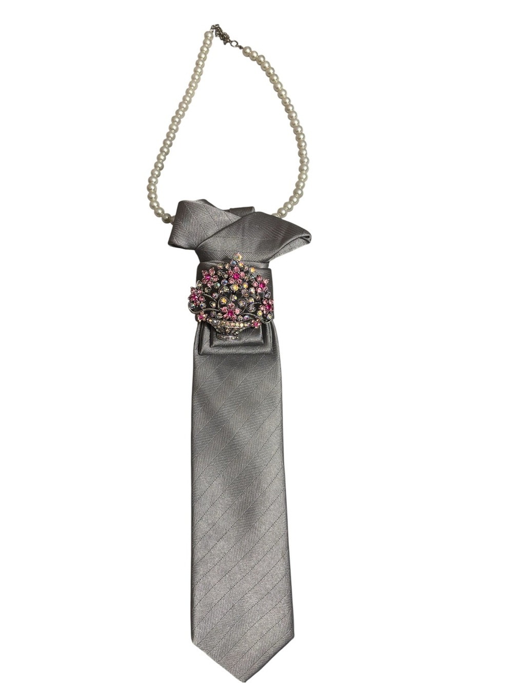 Faux Pearl Necklace with Silver Ribbon and Pink Floral Brooch - Picture 2 of 6